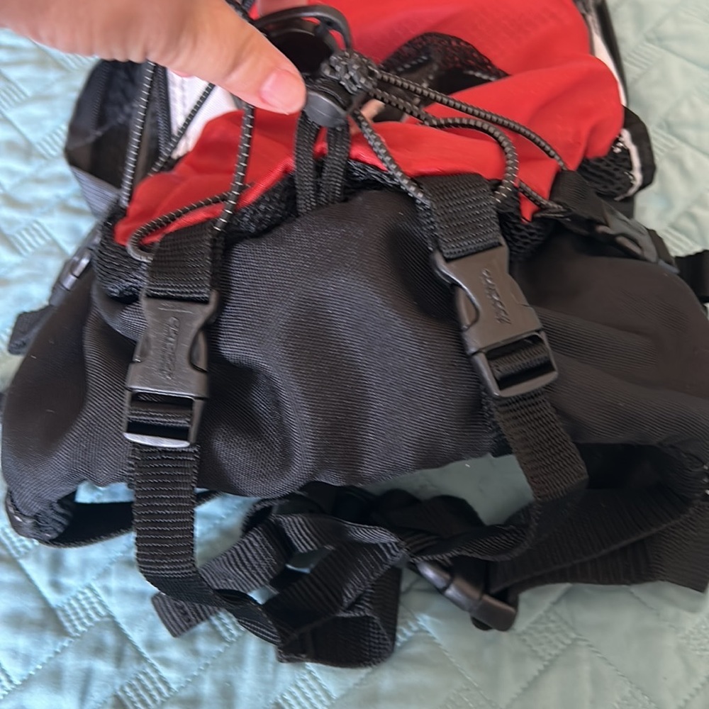 Hiking backpack - Picture 15 of 16